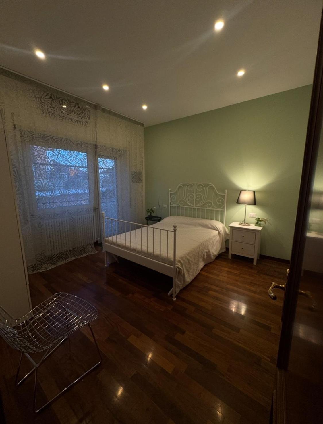 4m Apartment Rome